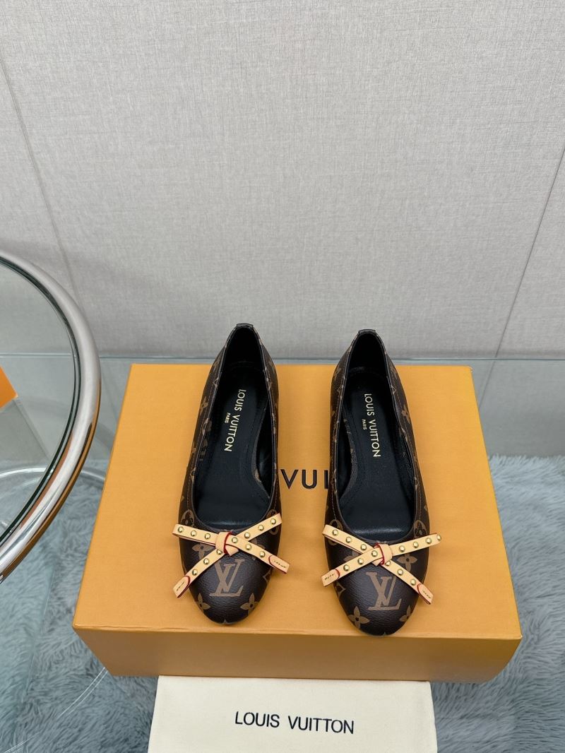 Louis Vuitton Flat Shoes